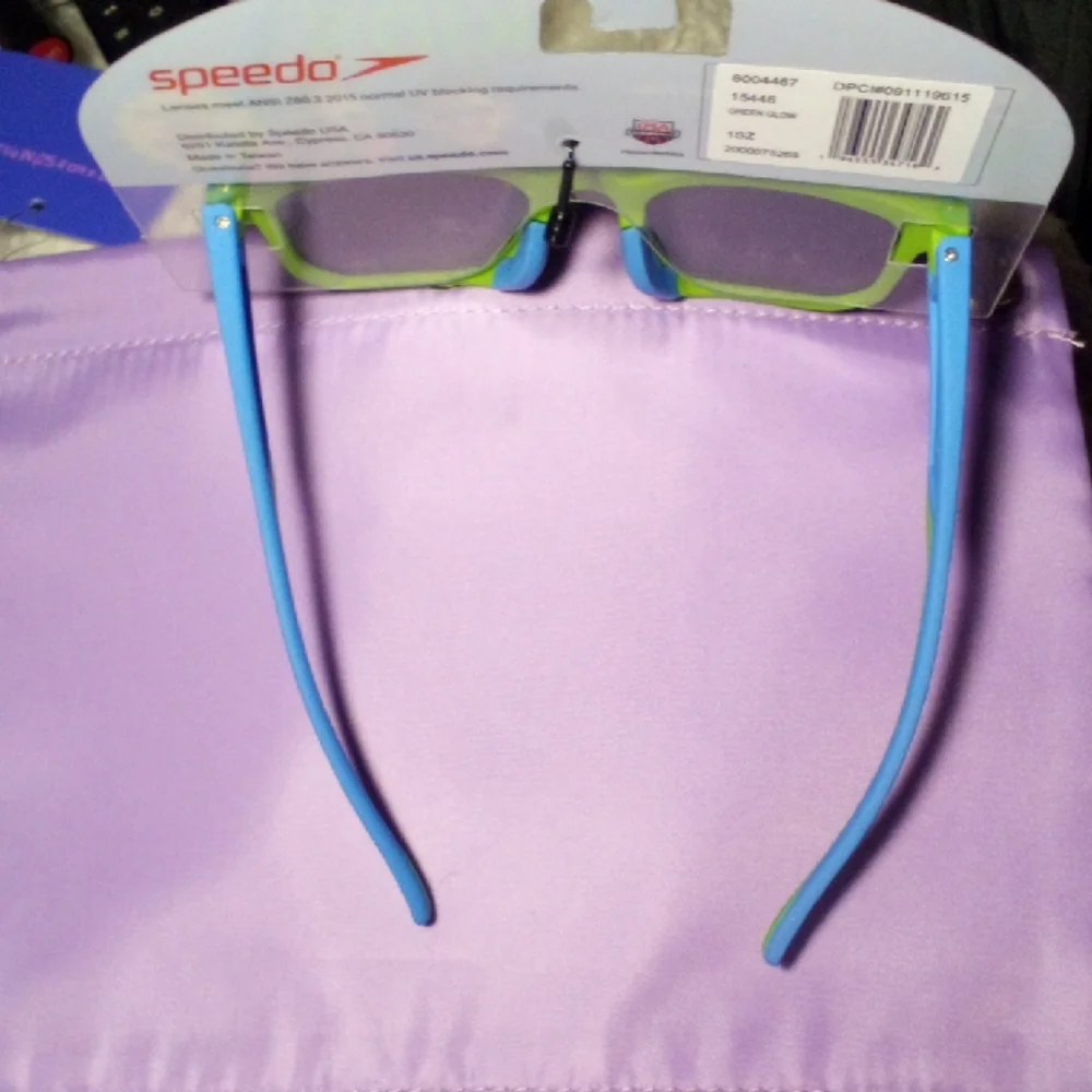 NWT! Speedo Kids Sunglasses